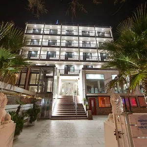 https://hotel-park-sottomarina.hotelinveneto.com